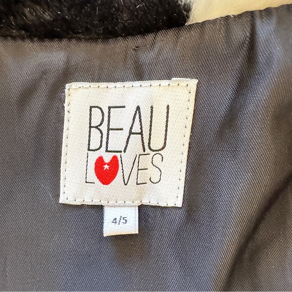 Beau loves girls heart fur jacket - Picture 6 of 7